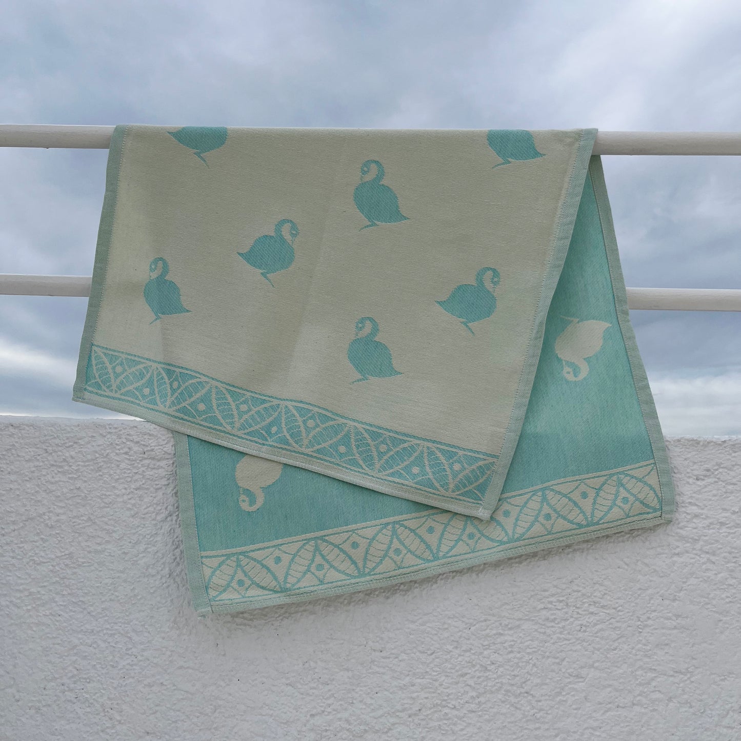 Papyrus and ducks woven bath towel
