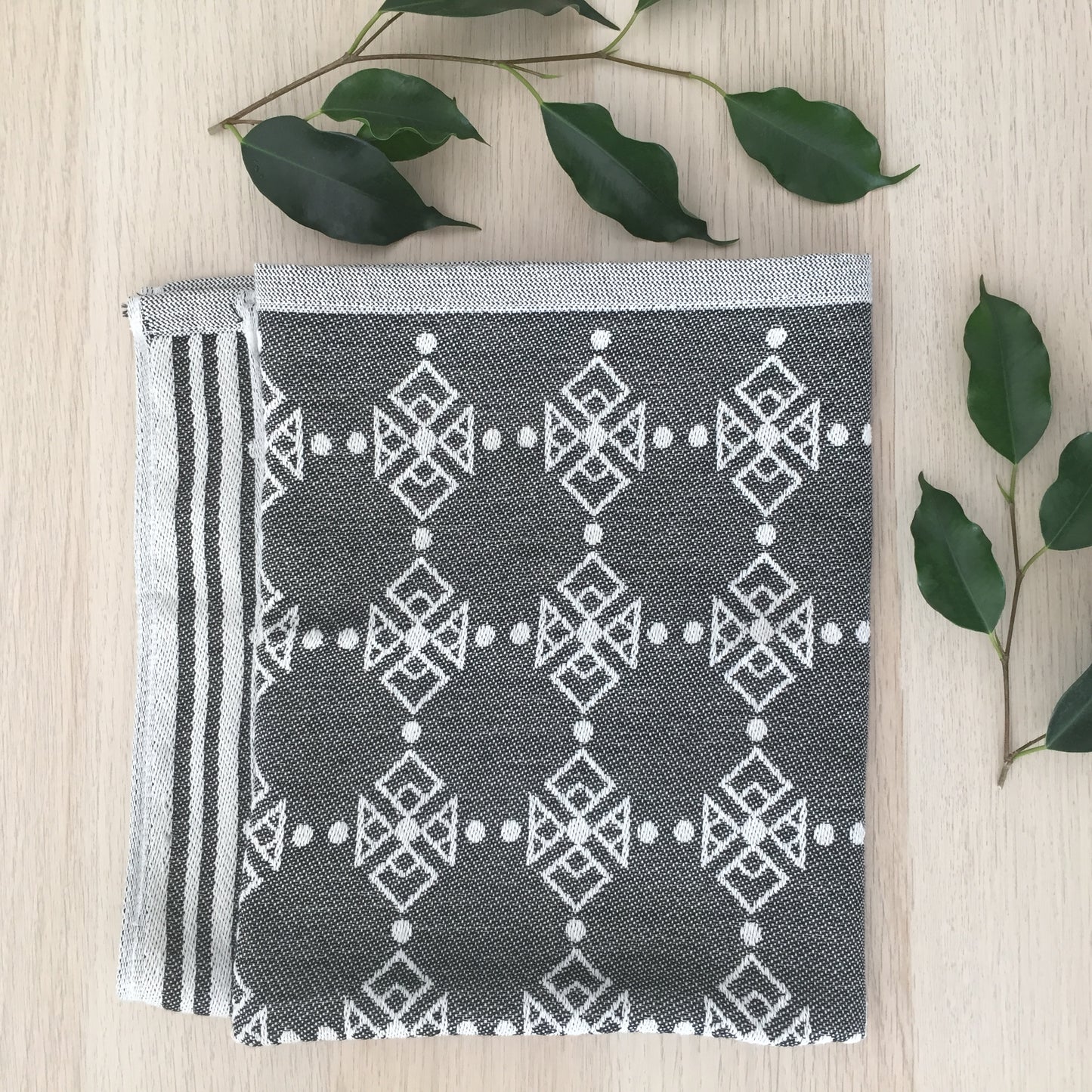 Horses woven bath towel