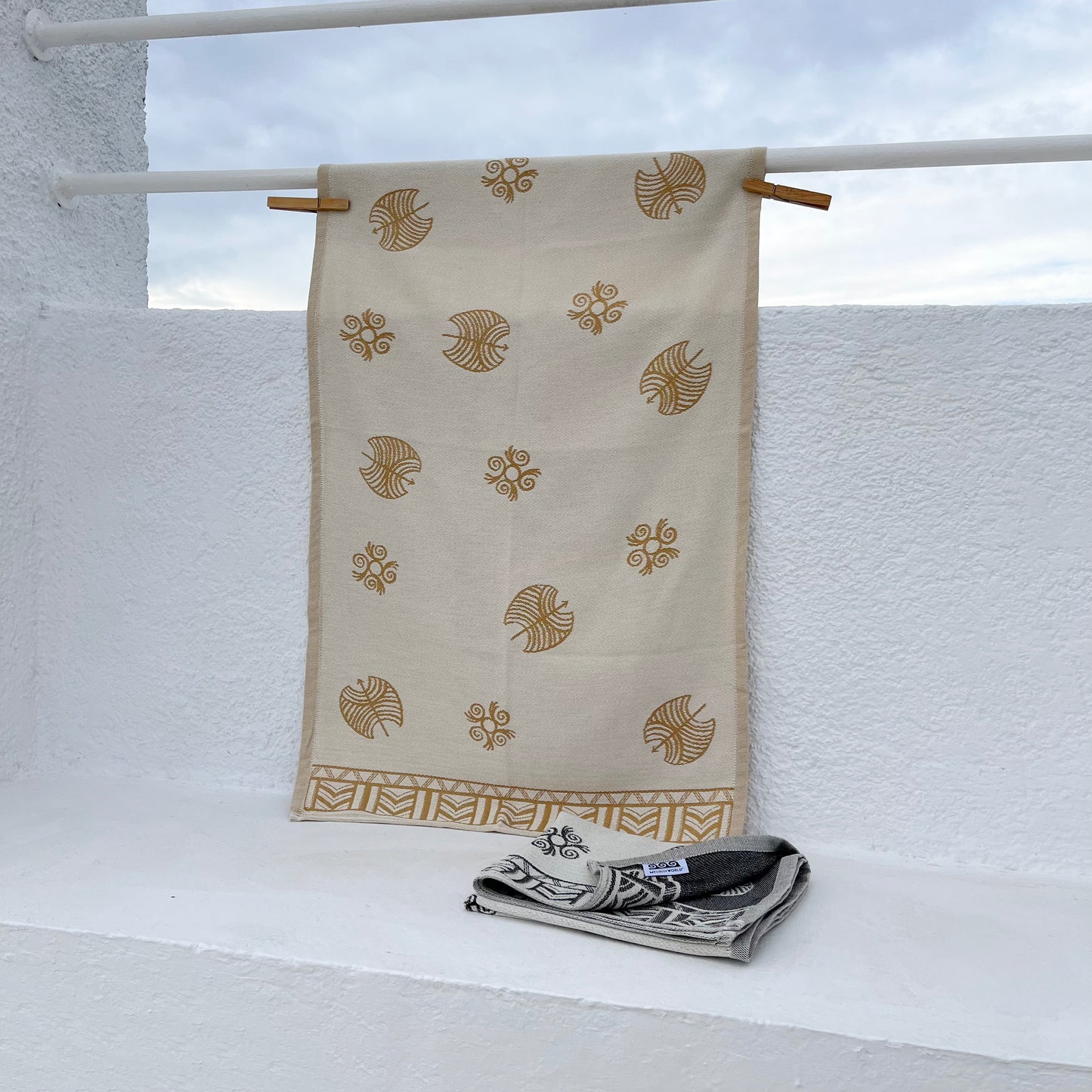 Animals woven bath towel
