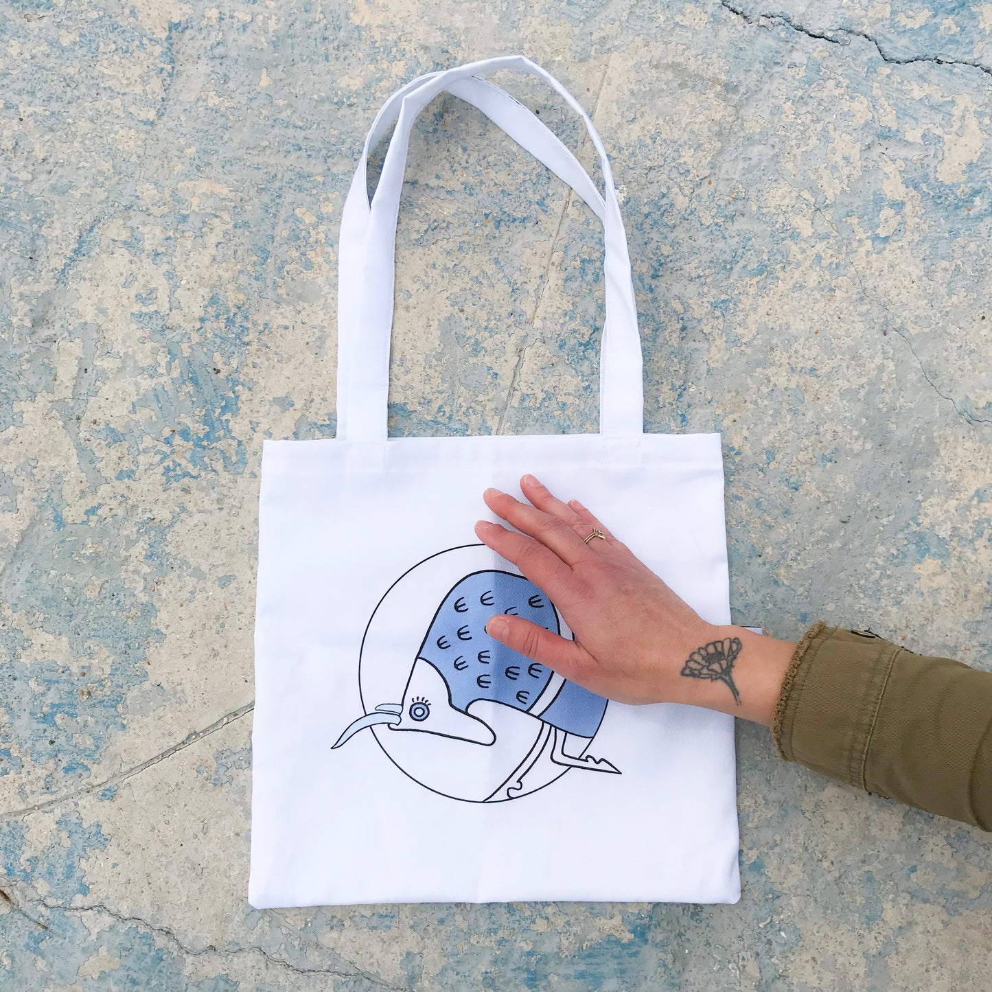 Minoan Bull tote bag